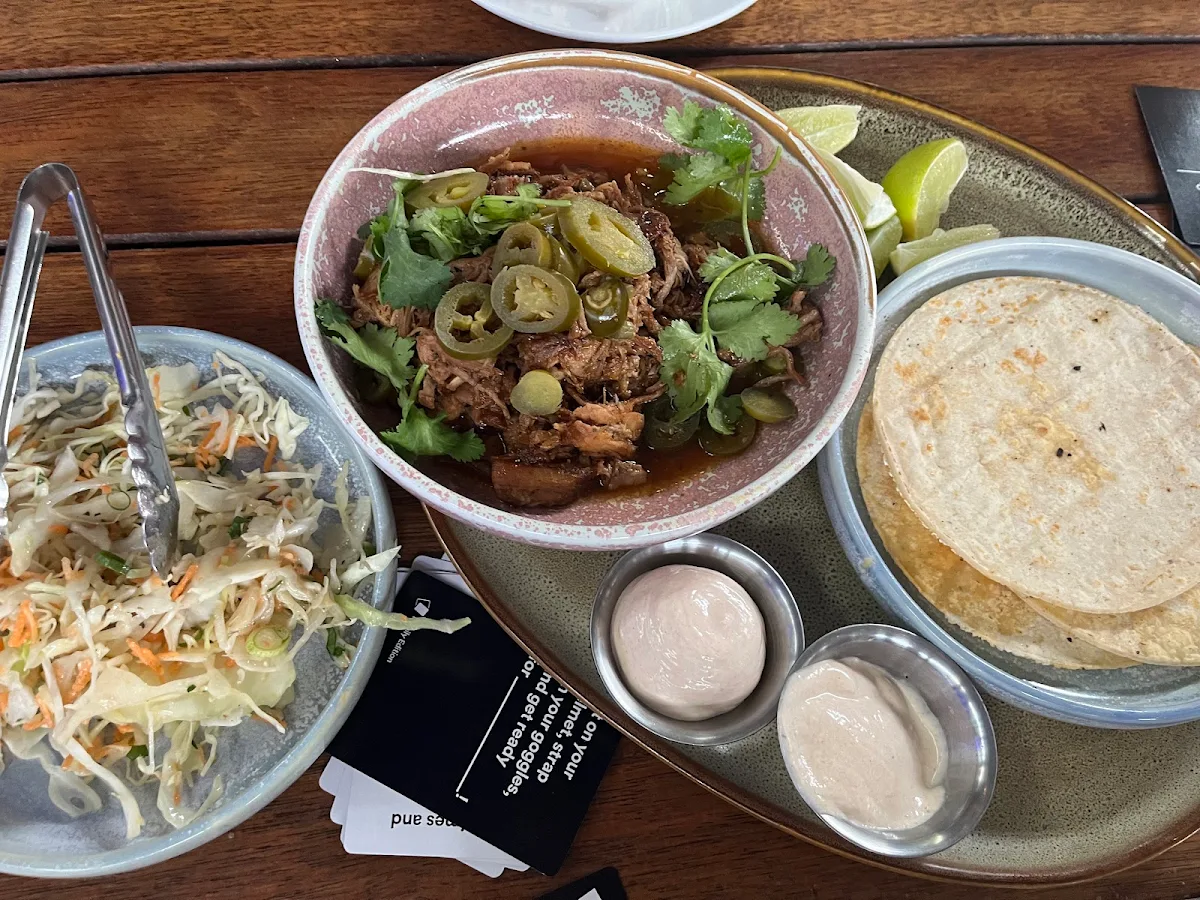 Share Tacos, Moon Dog World