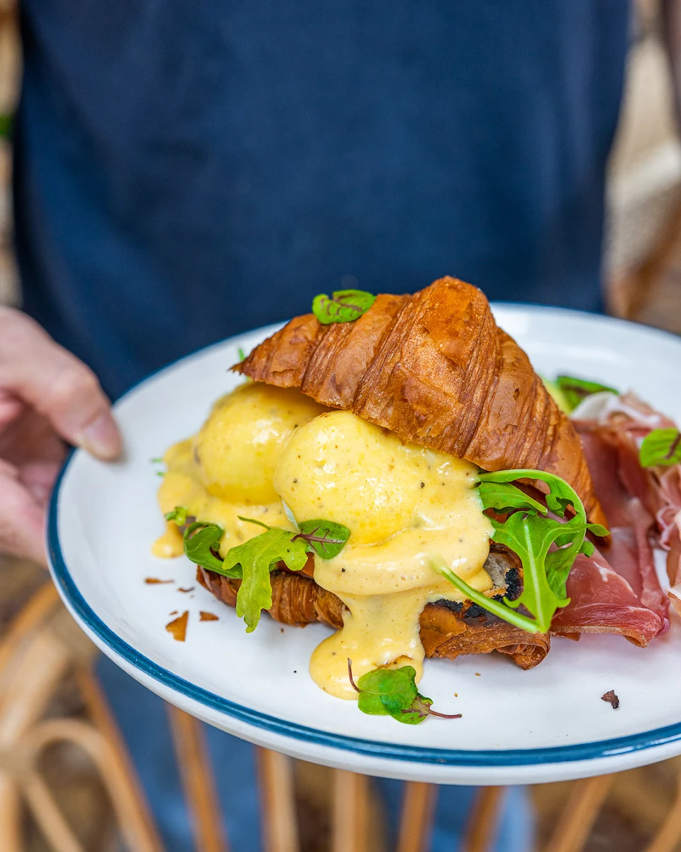 Eggs Benedict, Flower Child Cafe Warringah