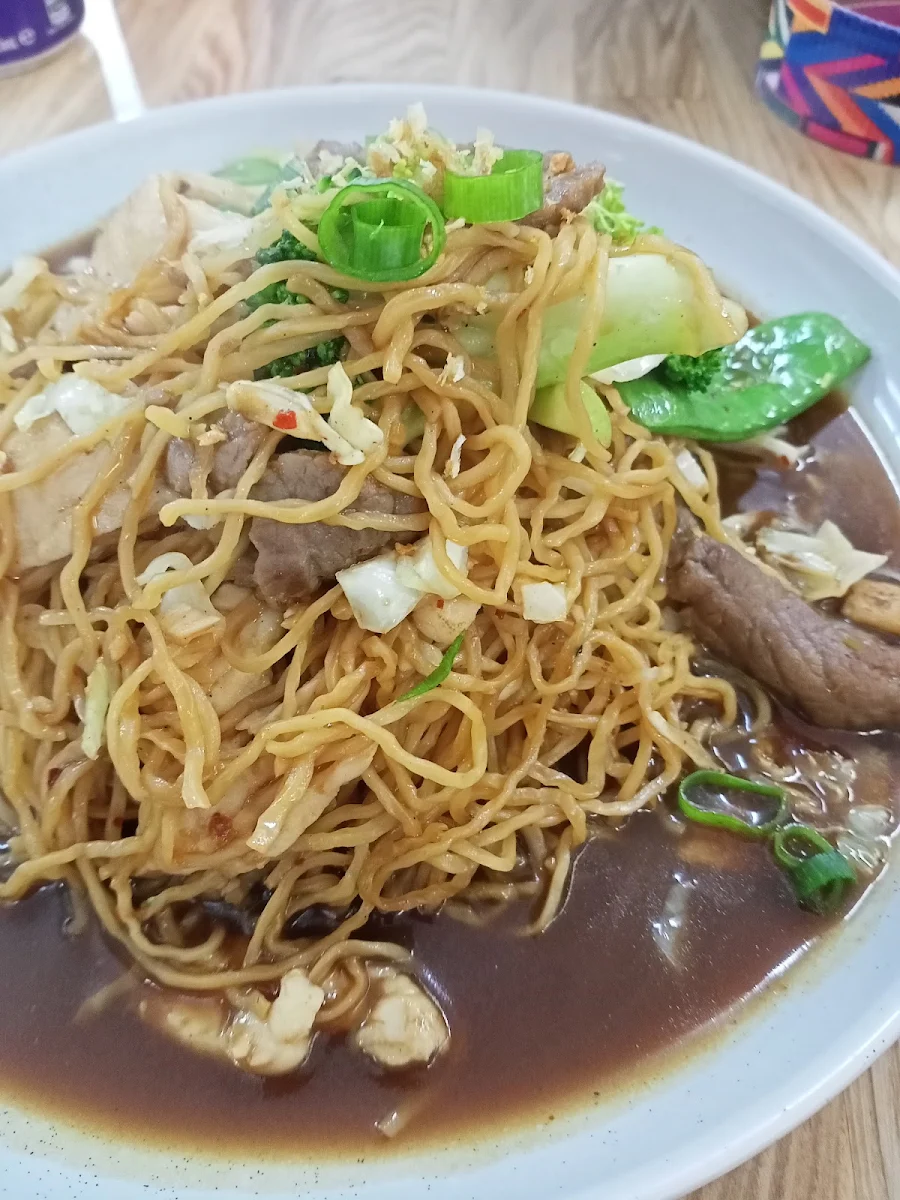 Chow Mein with Beef and Chicken