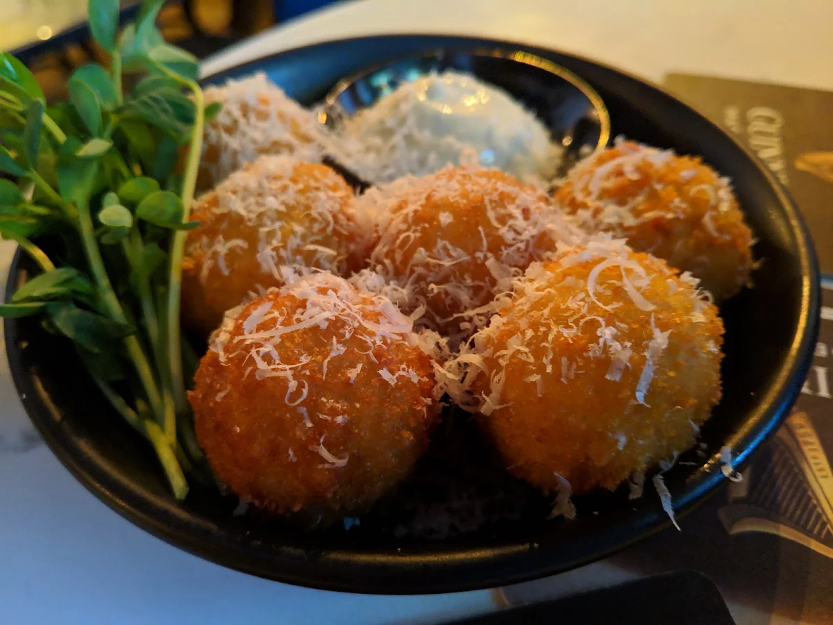 Croquettes, The Whaler