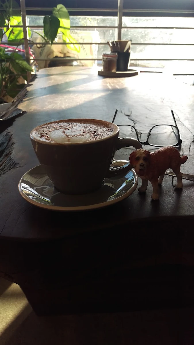Flat White Kopi, Hidden Specialty Coffee