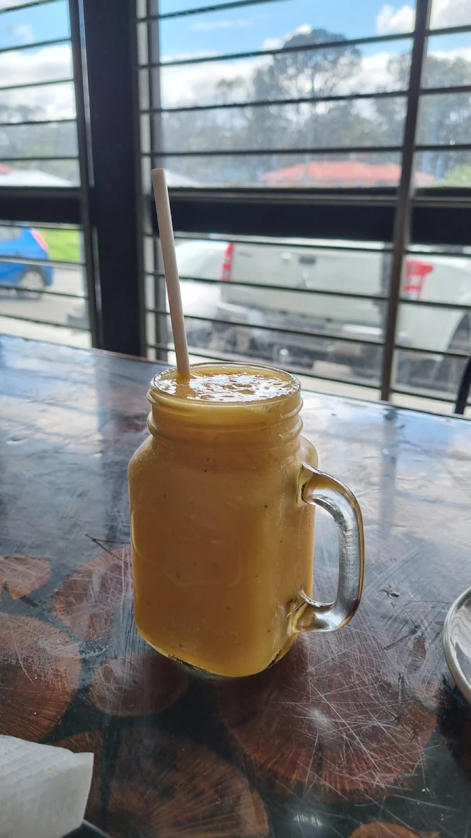 Mango Smoothie, Hidden Specialty Coffee