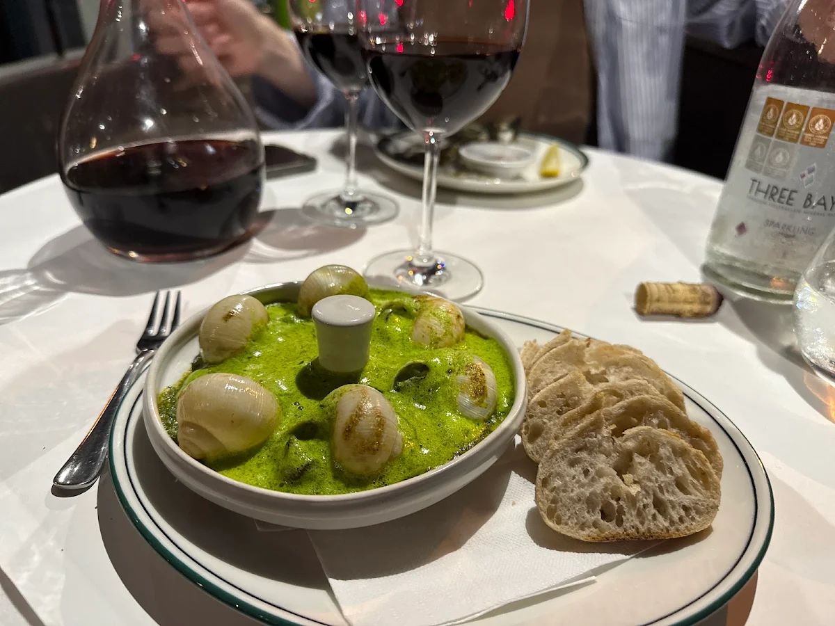 Highlights, Normandy Wine & Grill