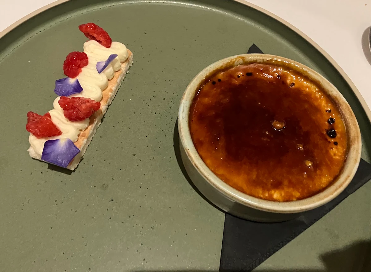 Crème Brûlée, Blowfish Seafood ★ Steak ★ Bar