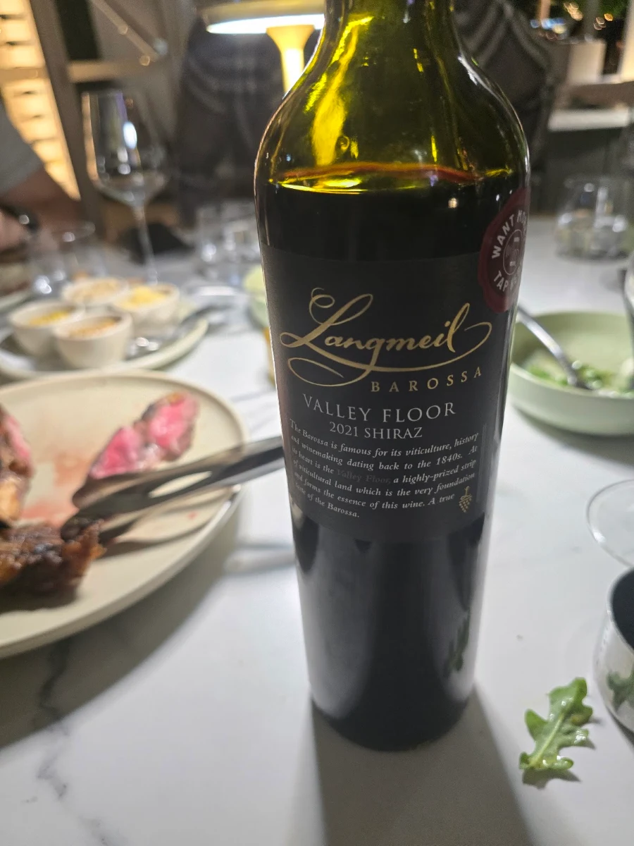 Highlights, Blowfish Seafood ★ Steak ★ Bar