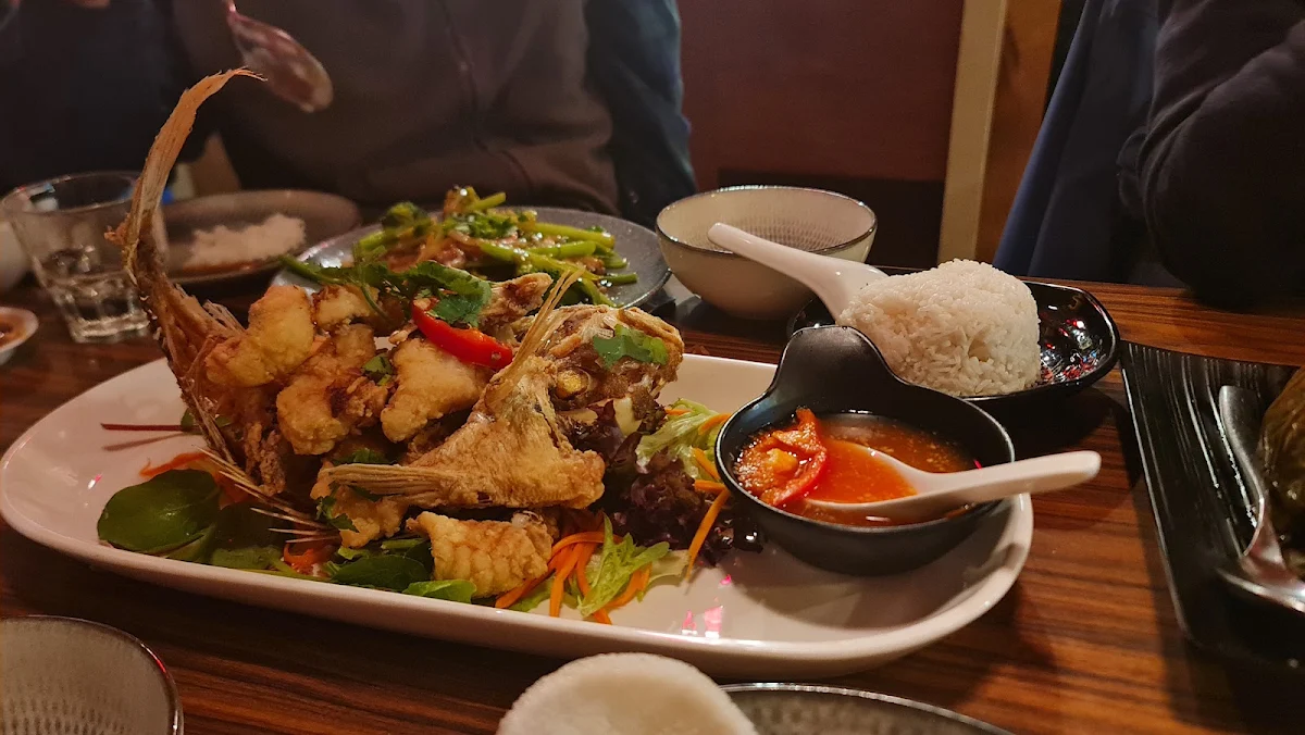 Deep Fried Snapper, Bay Tinh Vietnamese Restaurant
