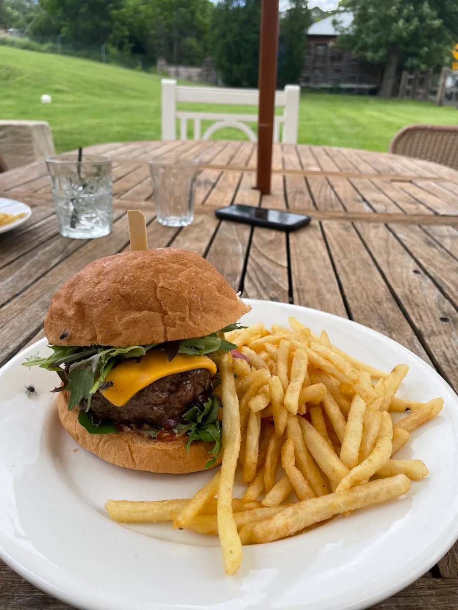 Highlights, The Royal Hotel Cassilis