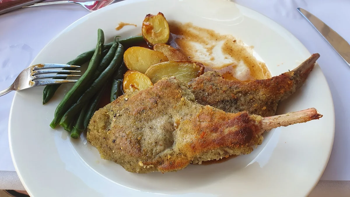 Highlights, The Royal Hotel Cassilis
