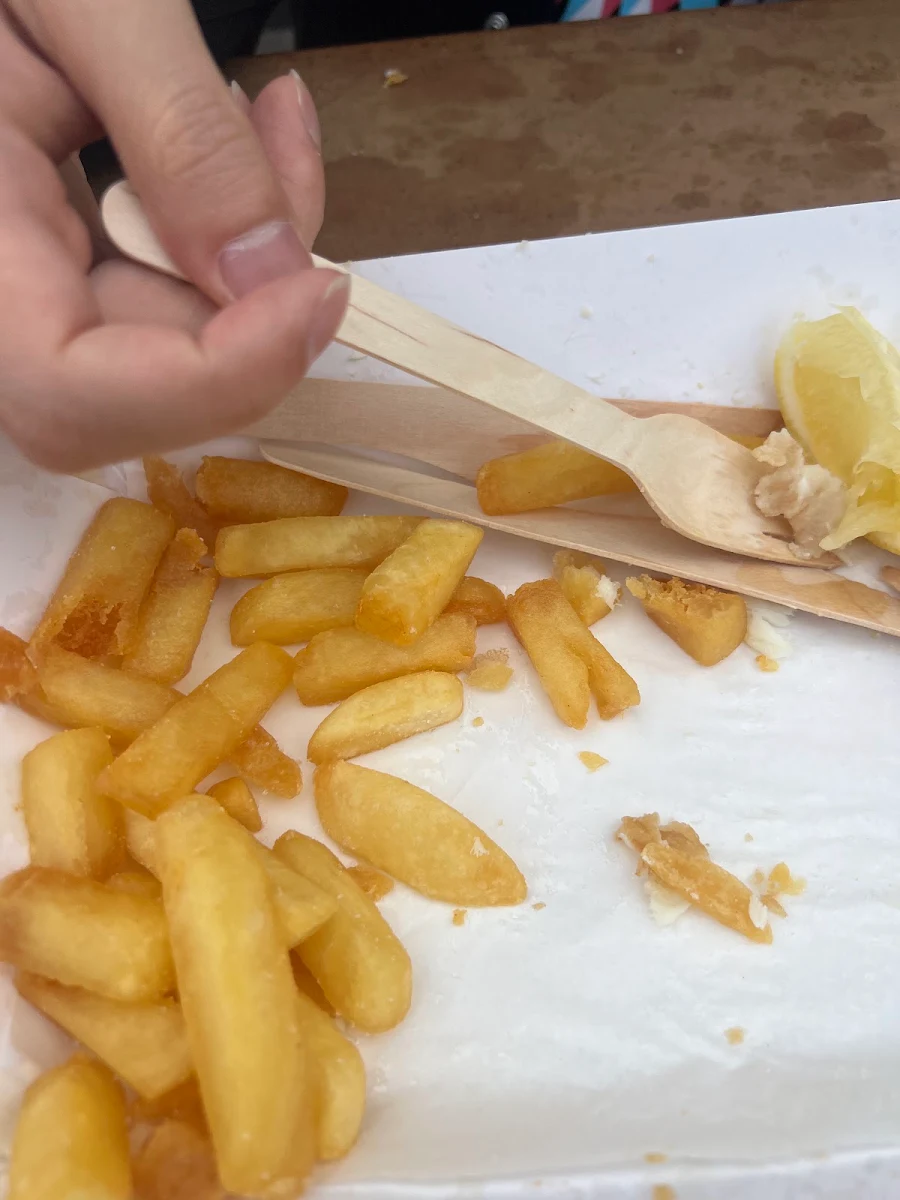 Medium Chips, Off the Pier