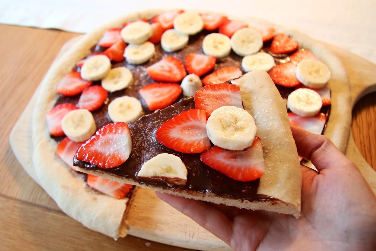 Nutella Pizza, Suhhtan bakery Bankstown - Halal Manoush and Pizzas