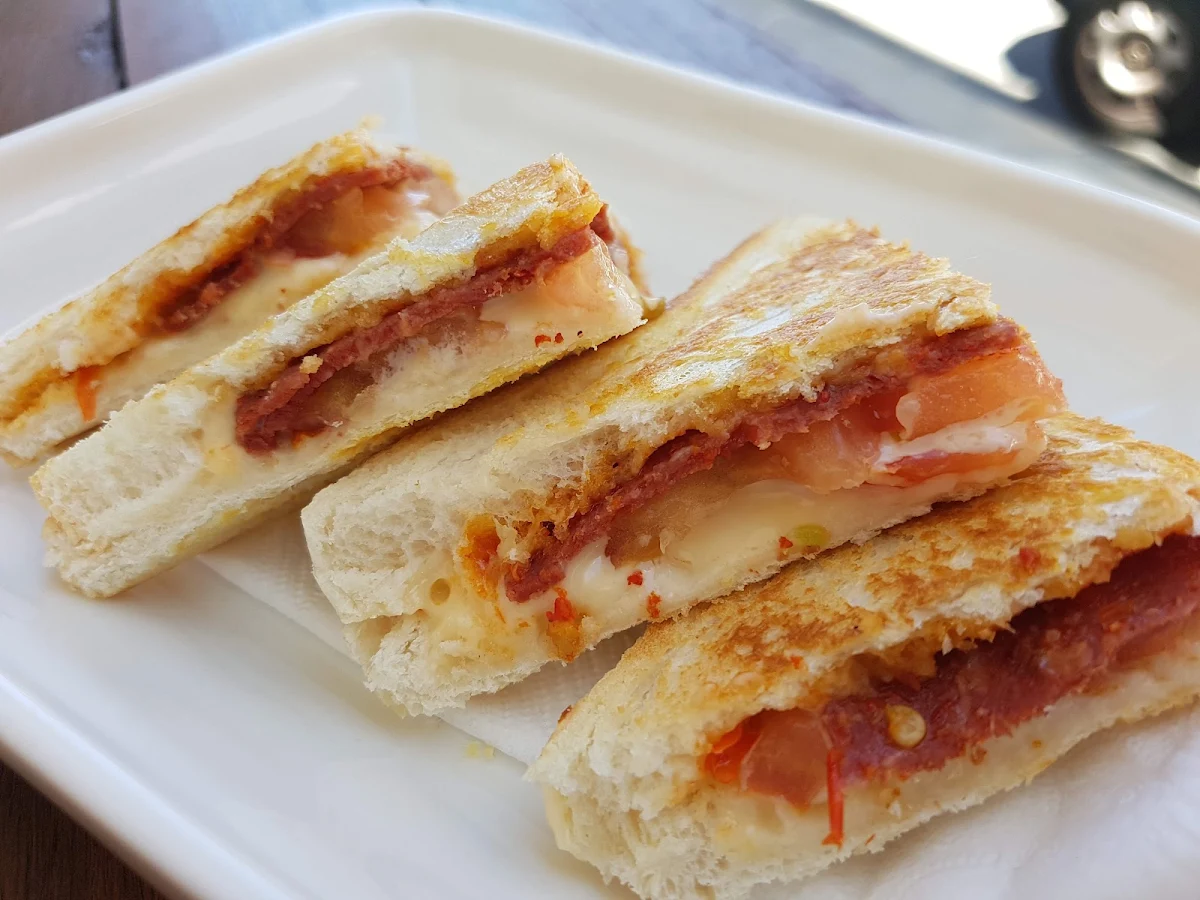 Chilli, OMG Coffee & Toastie