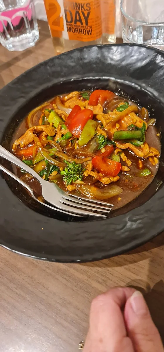 Chilli Basil Chicken