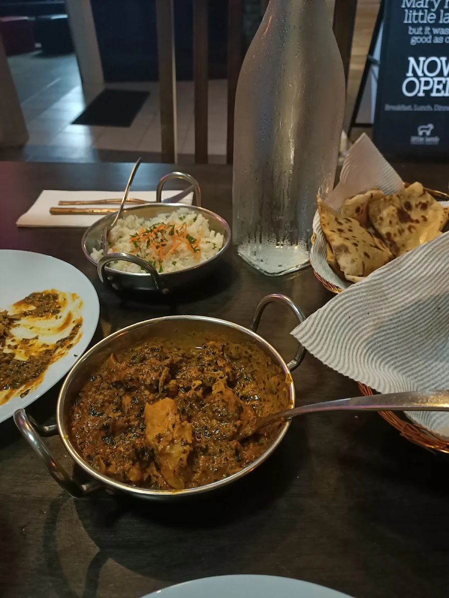 Chicken Saag, Little Lamb Restaurant Redcliffe