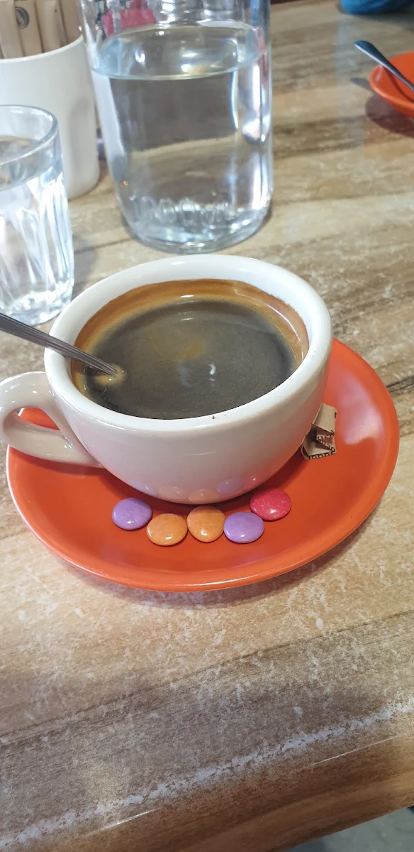 Coffee, essen food & wine