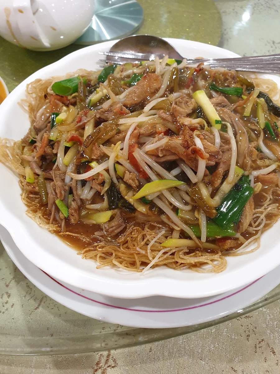 Fried Egg Noodles with Roast Duck Strips
