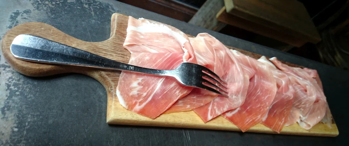 Parma Ham, Vacanza Pizzeria Surry Hills