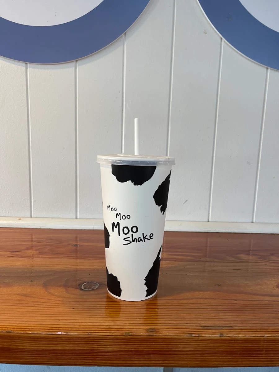 Milk Shake, Milkbar at the lookout