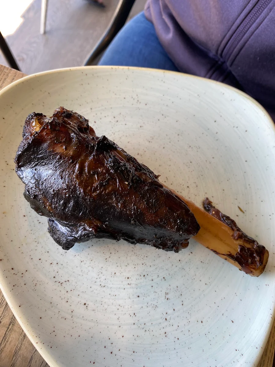 Lamb Shank, Benchmark on Booner
