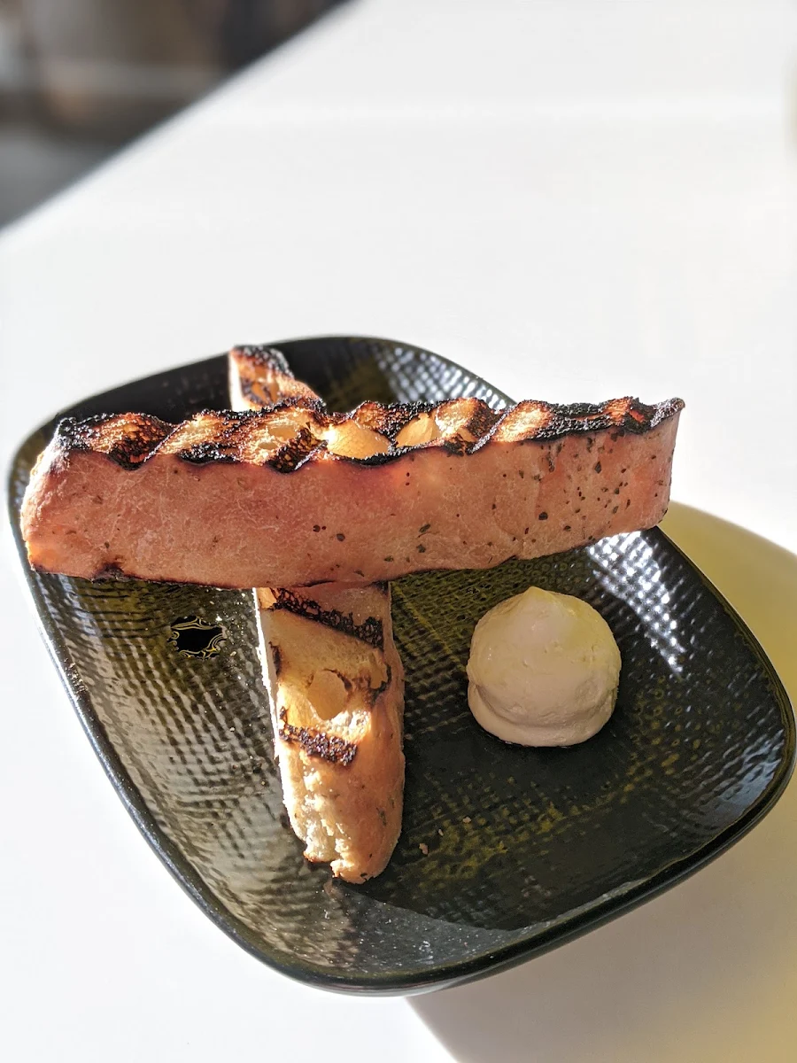Highlights, MOMAMI Restaurant