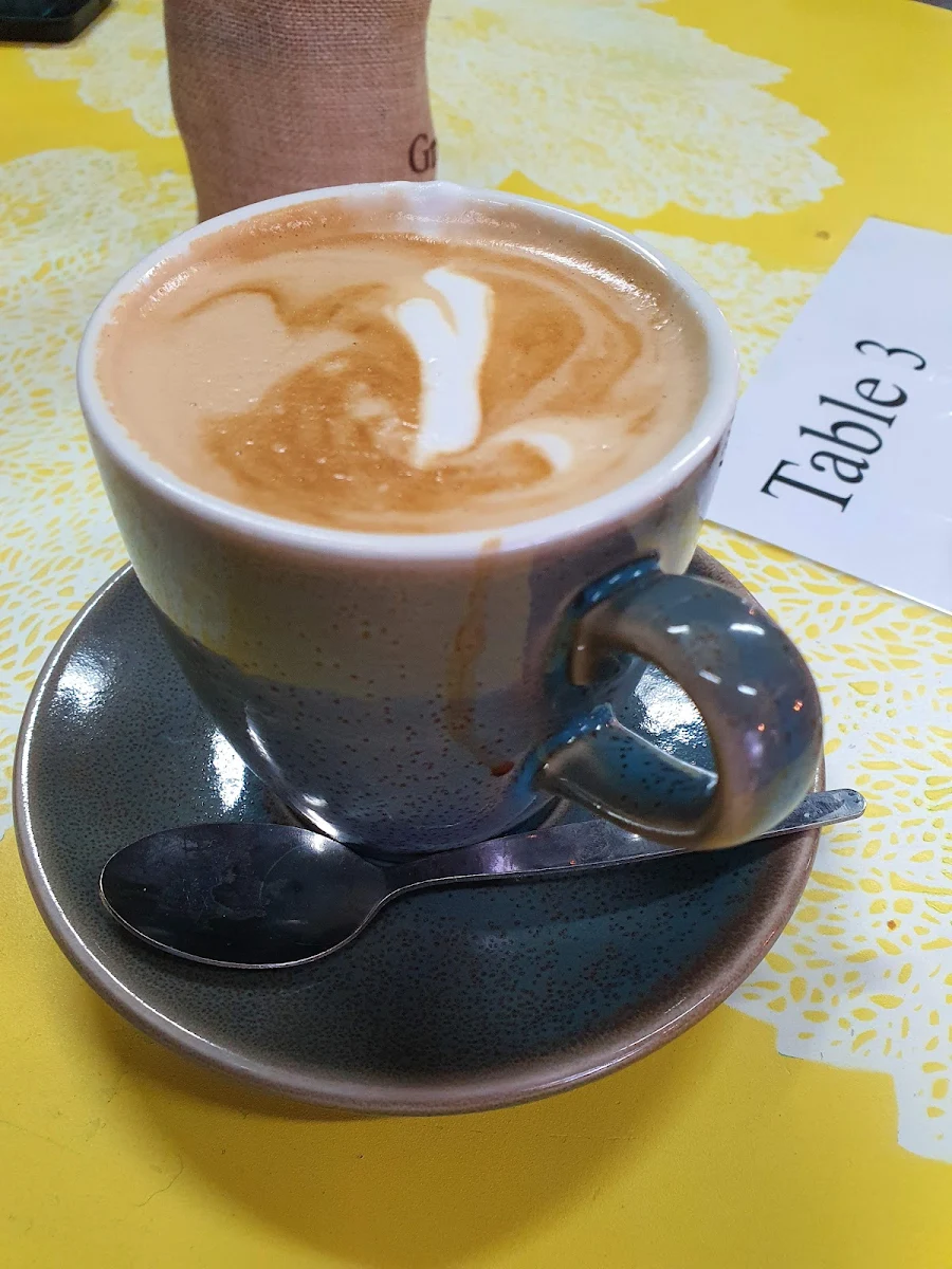 Flat White, The Hideout Cafe