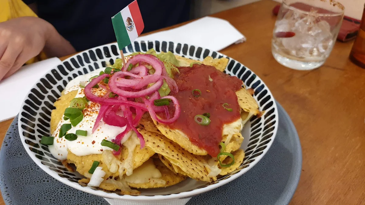 Nachos Libre, La Onda Latin Mex