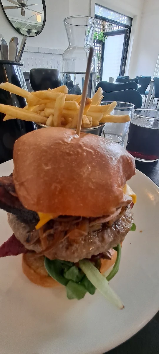 Beef Buger, The Kentish Tasmania
