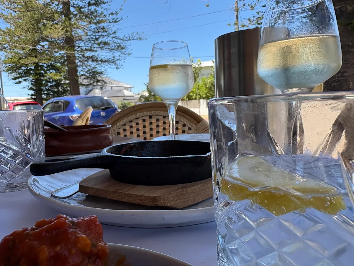 Mineral Water, Little Parrot Cronulla