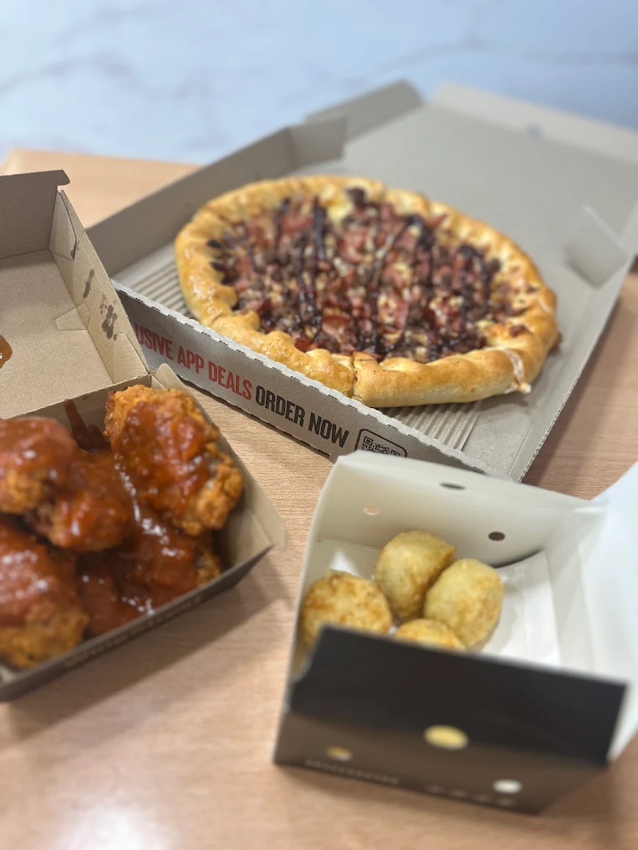 Highlights, Pizza Hut