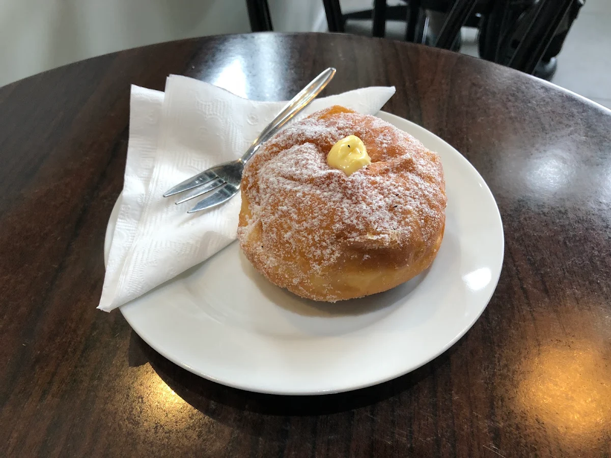 Highlights, Valentino's Cafe