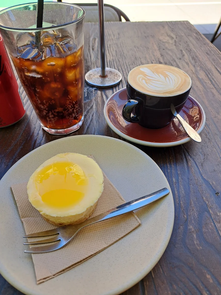 Lemon Cheesecake