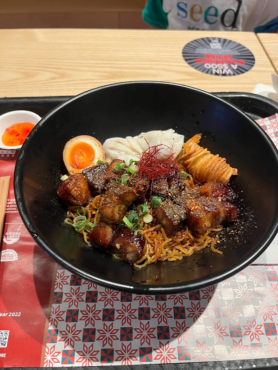 Highlights, Local Hero Singapore QV