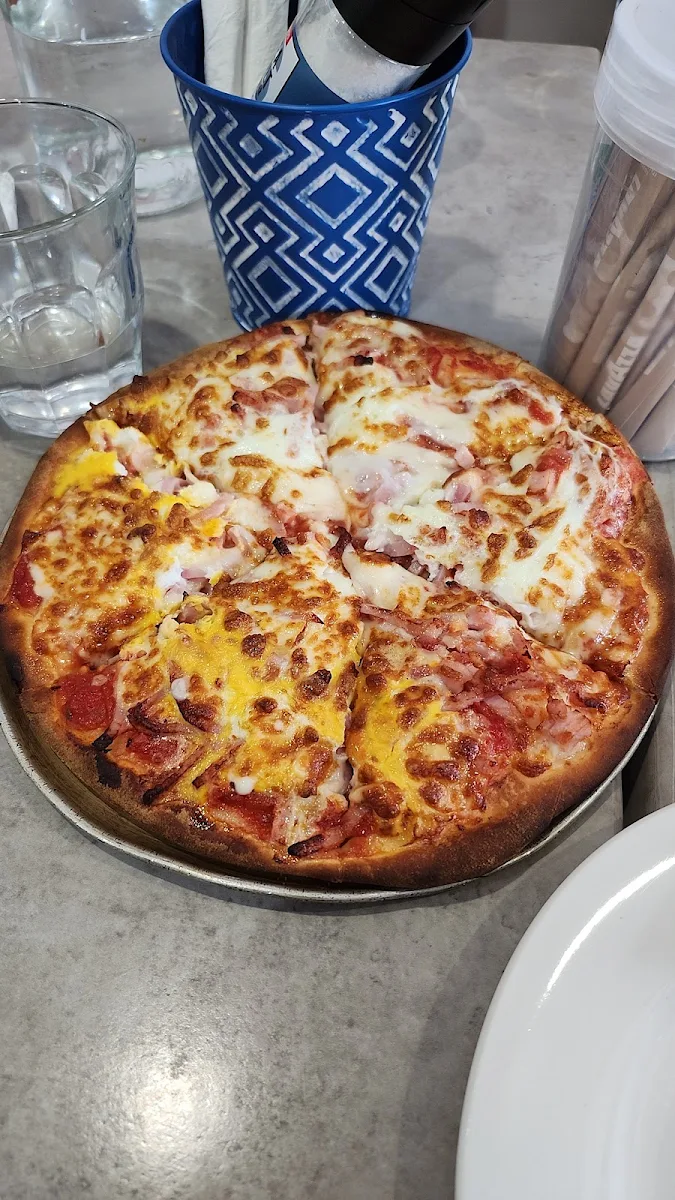Aussie Pizza, Cenzo's Cafe And Pizzeria.