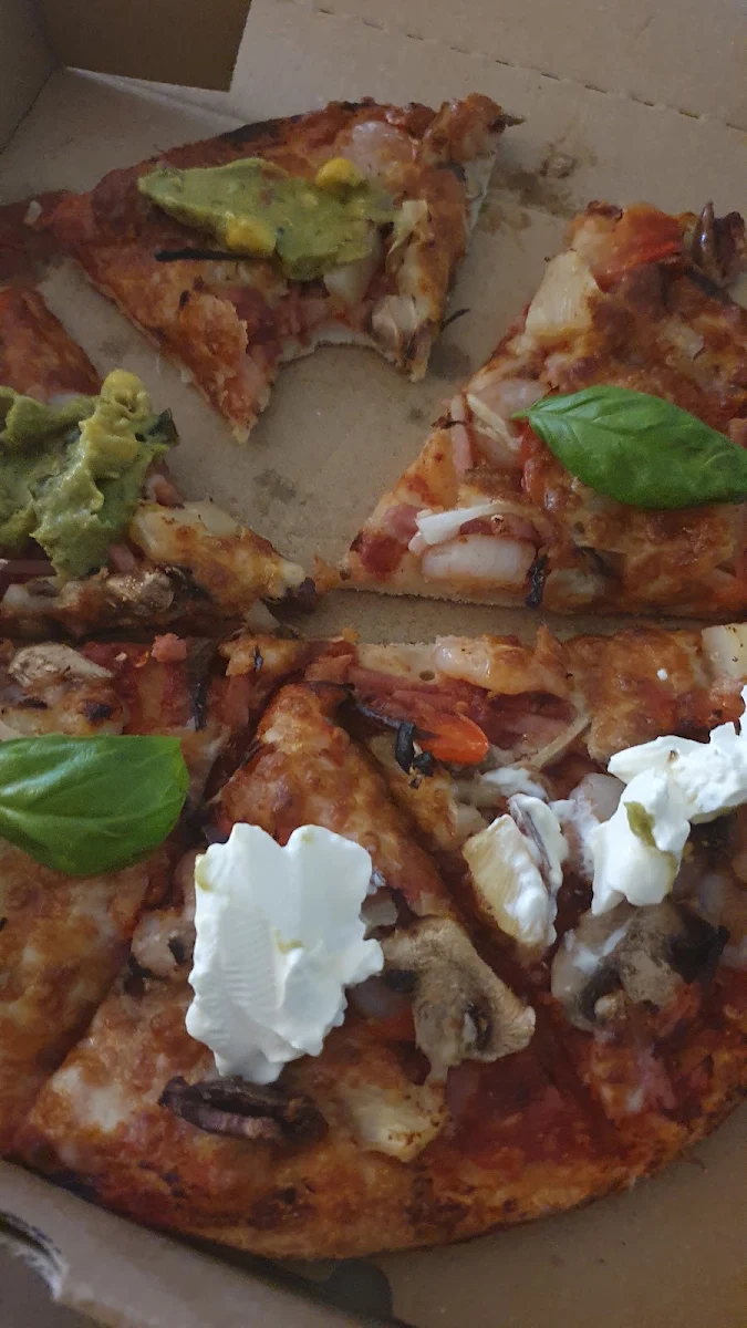 Super Special, Cenzo's Cafe And Pizzeria.