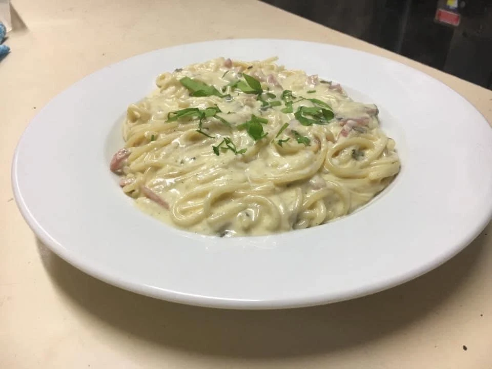 Highlights, Tony's Pizza Restaurant