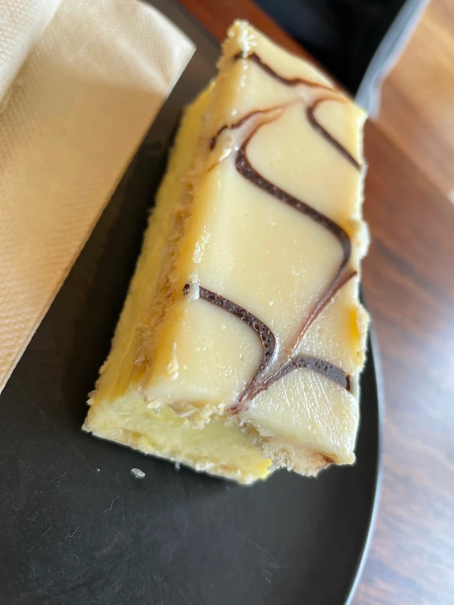 Vanilla Slice, Q3 Coffee Lounge