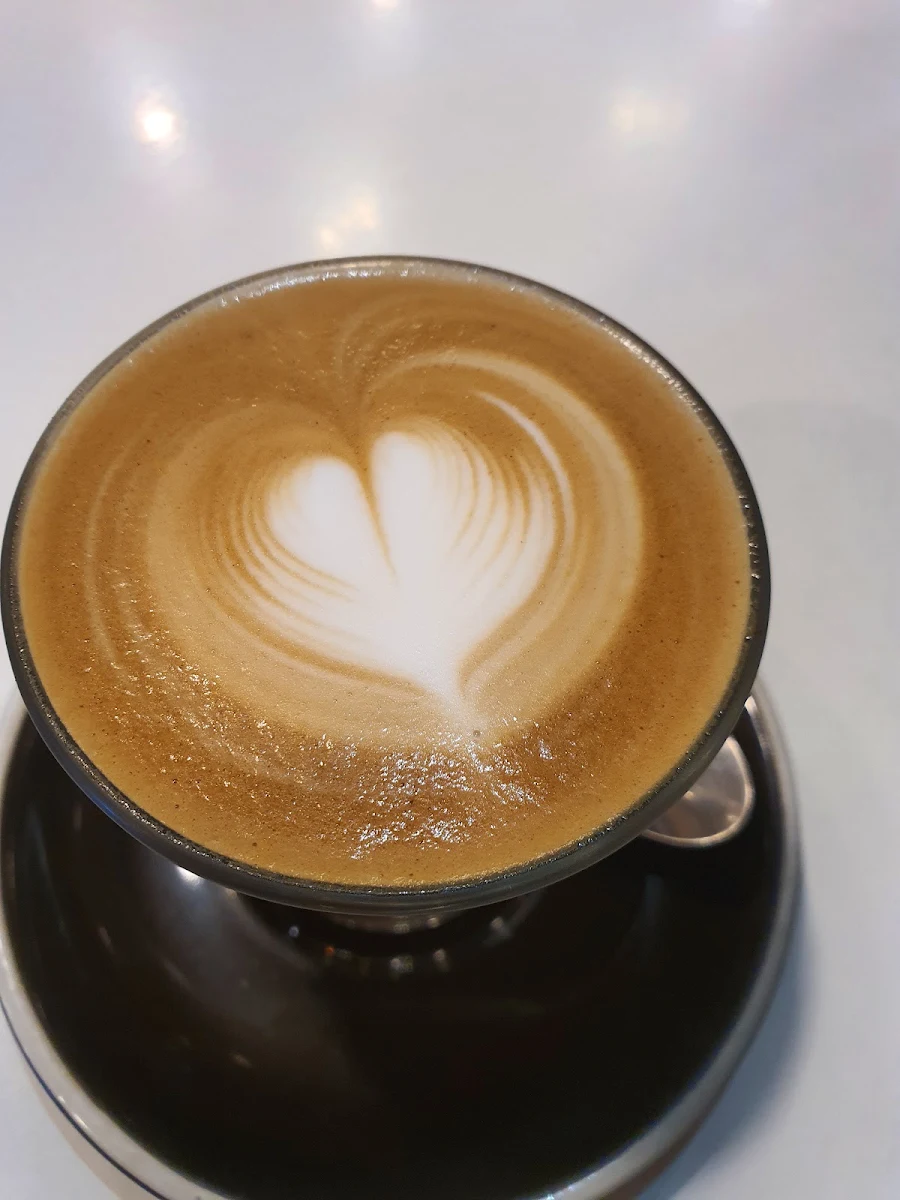 Flat White, Platform 1 Cafe