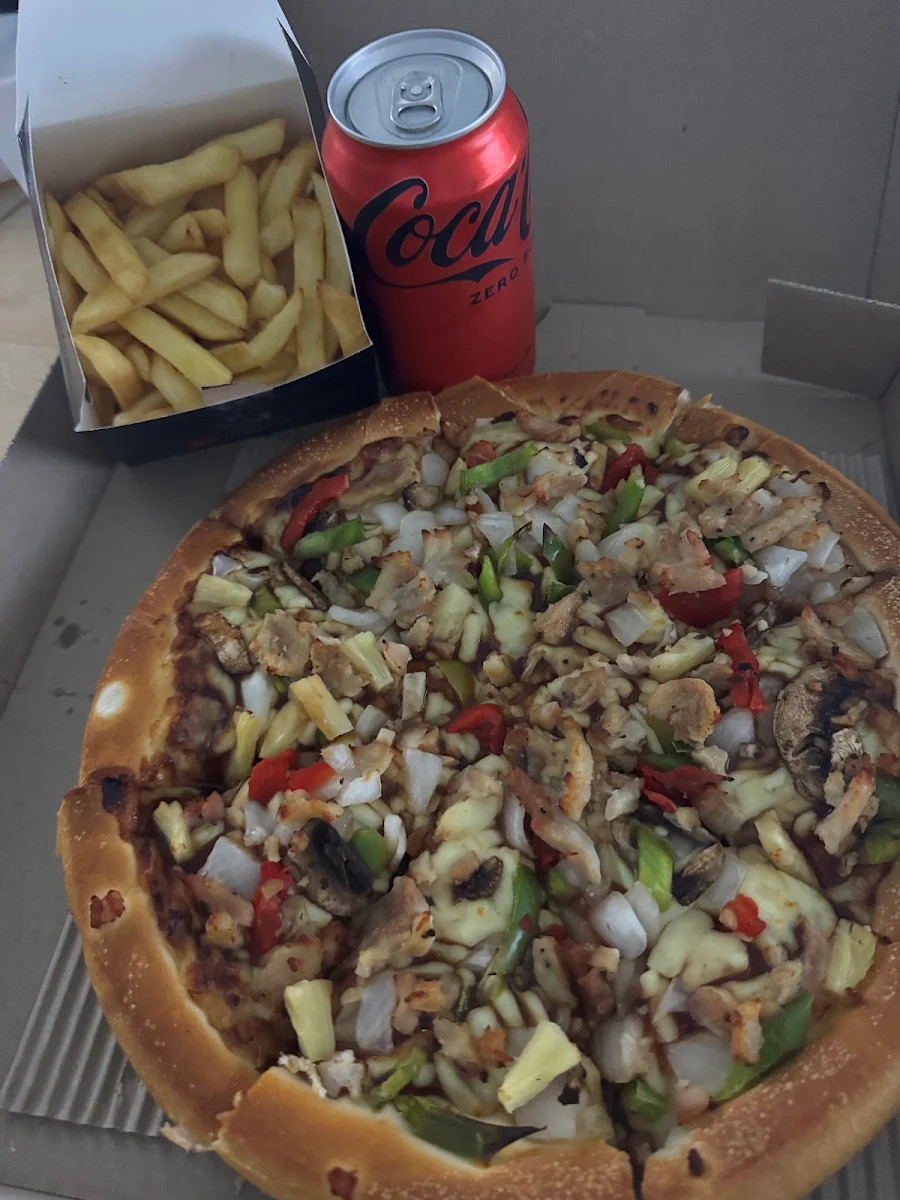 BBQ Mega Supreme, Pizza Hut Mascot