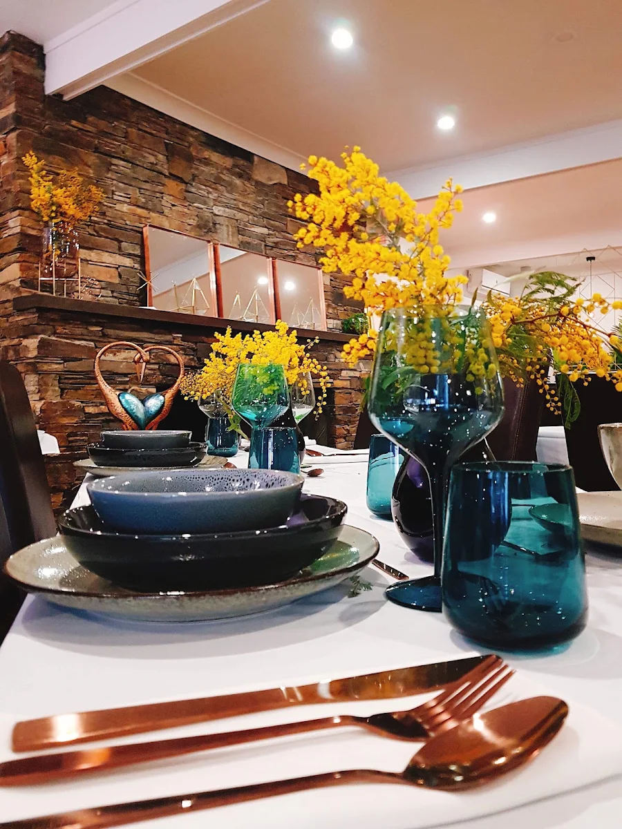 Highlights, Rivergum Restaurant & Bar