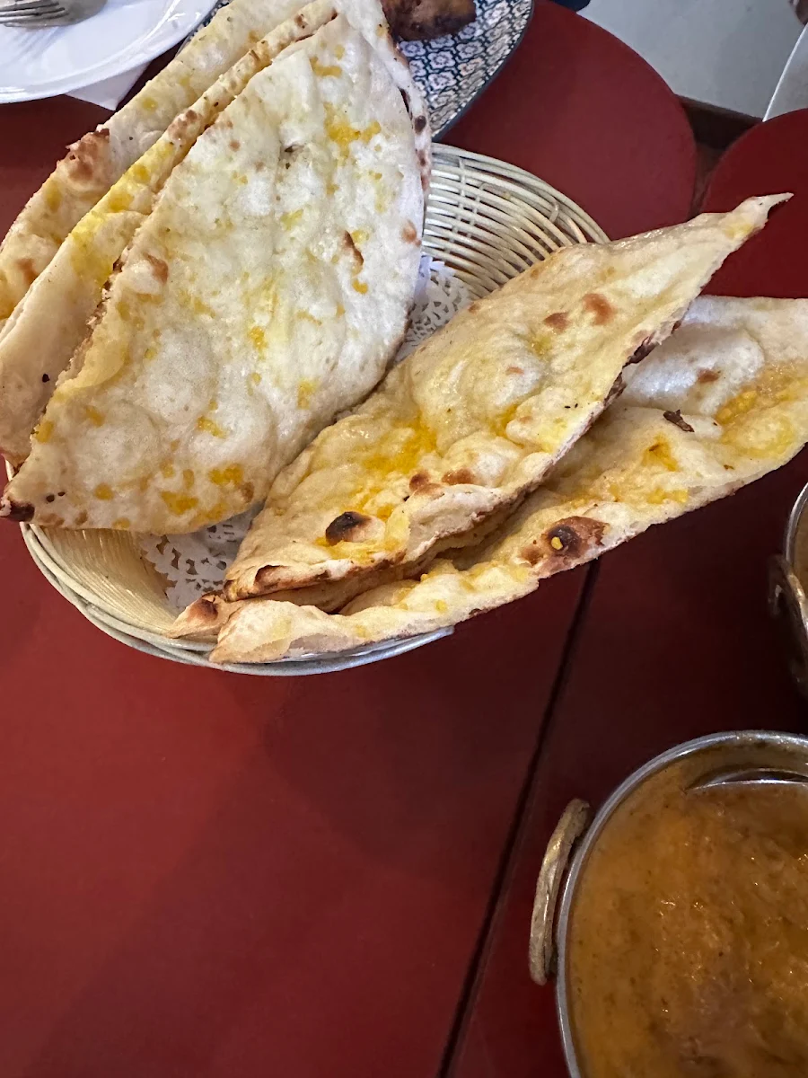 Highlights, Cafe Tandoori Indian Cuisine