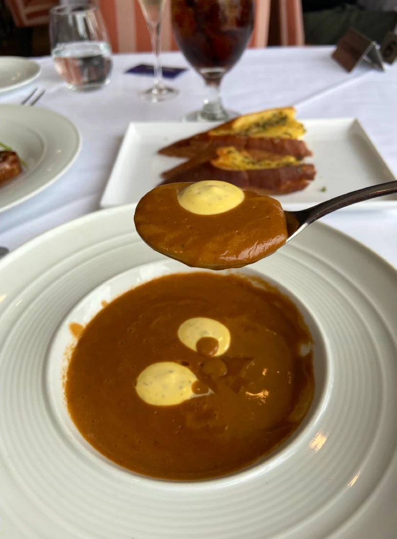 Highlights, La Vue Waterfront Restaurant