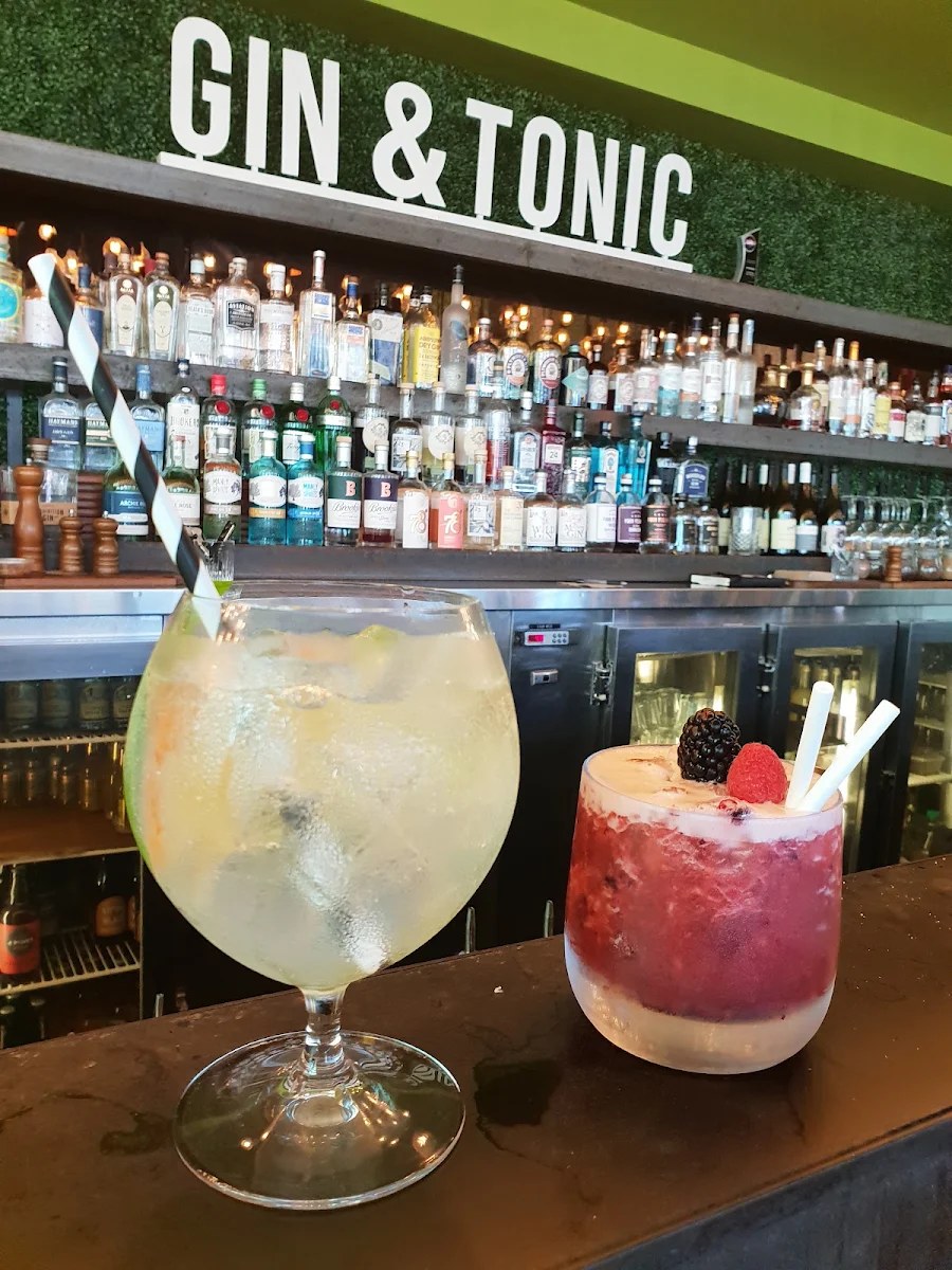 Raspberry Gin Sour, Miami Rice Manly