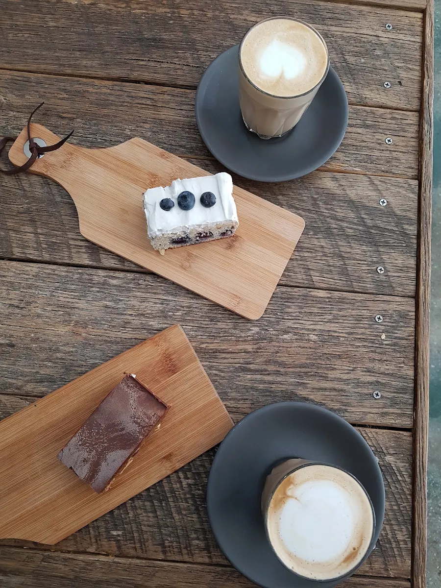 Highlights, Cafe Umami