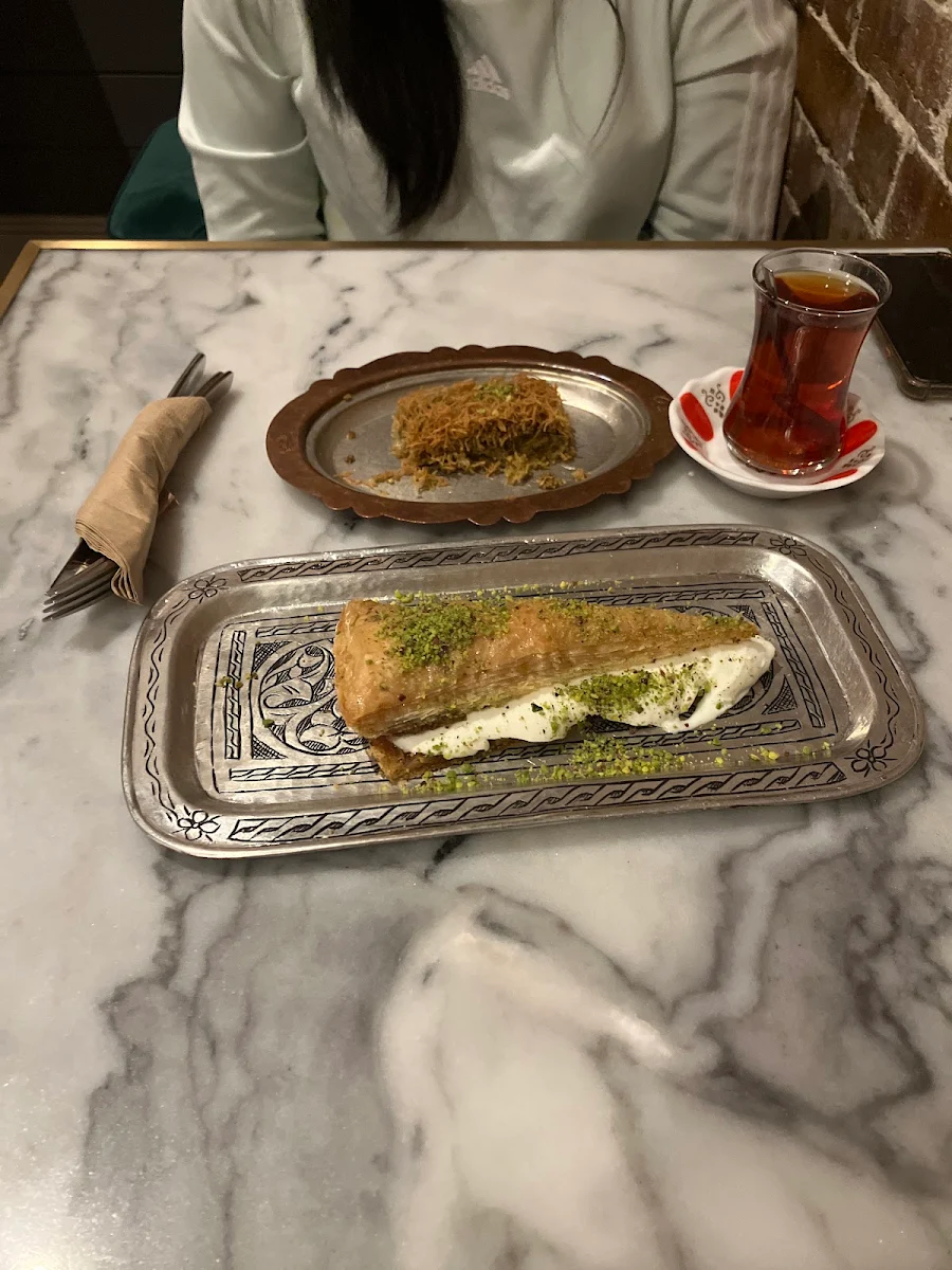 Kunefe, Hakiki Burwood