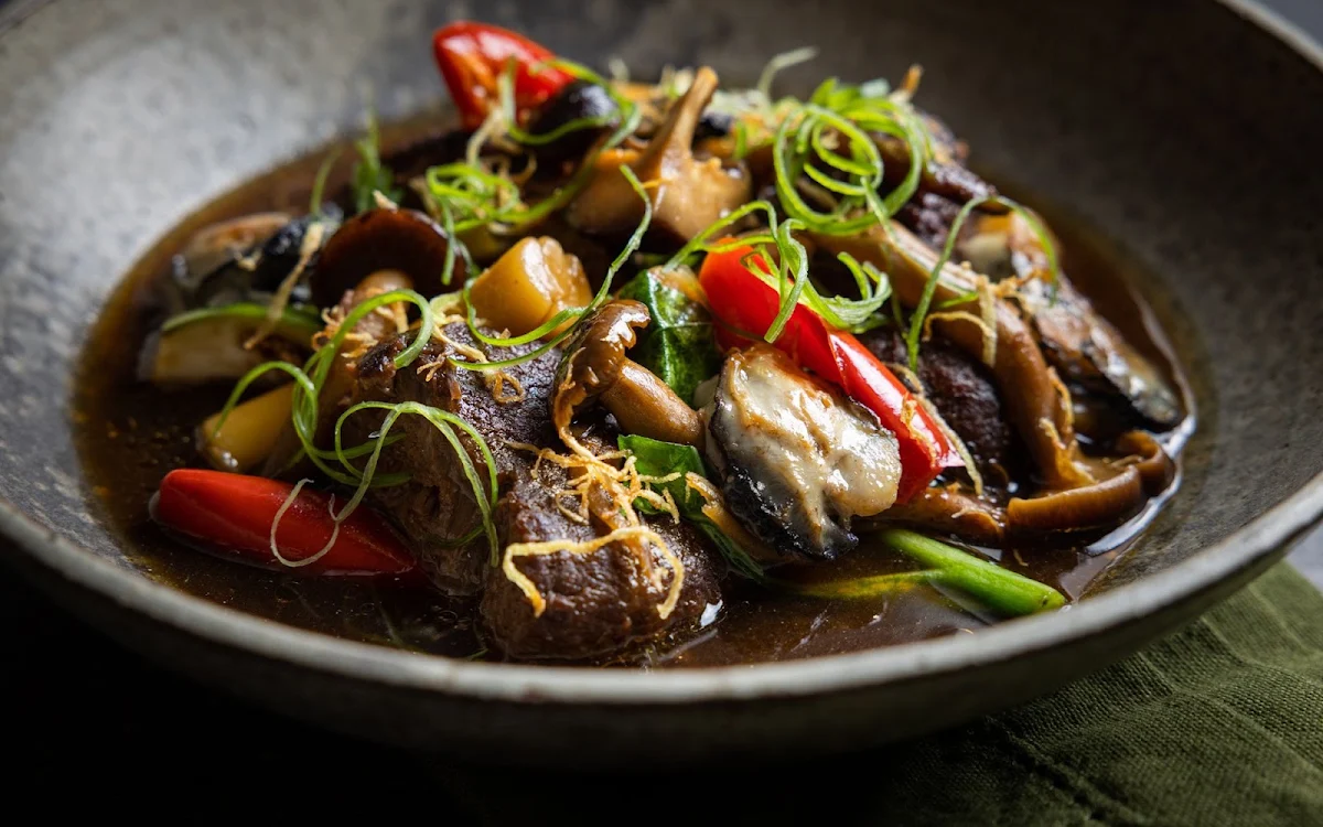 Wok Tossed Vegetables with Oyster