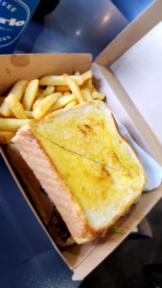 Highlights, Cafe Bella Nambour