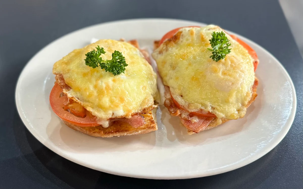 Highlights, Cafe Bella Nambour