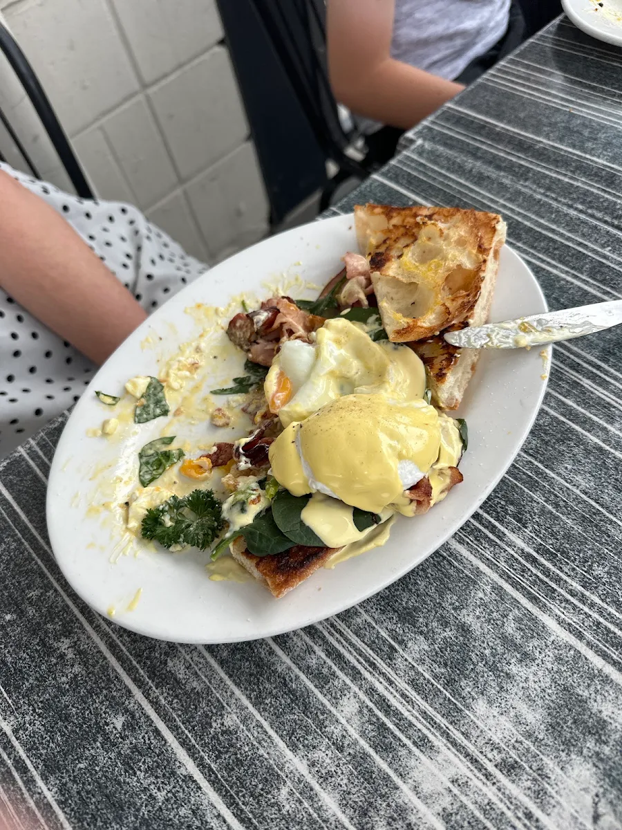 Highlights, Cafe Bella Nambour