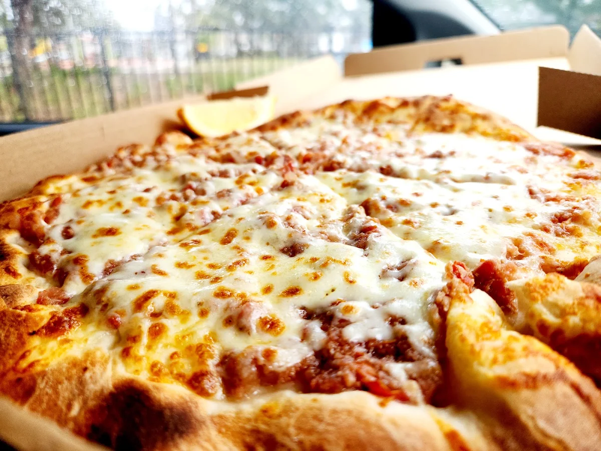 Highlights, Al Rawshe Pizza