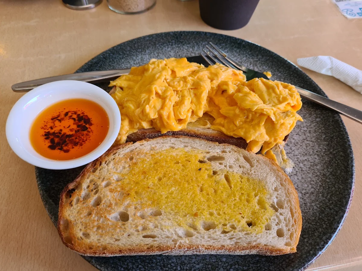 Scrambled Egg, Serrano's Cafe