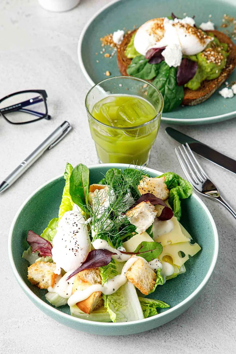 Caesar Salad, Edesia Adelaide